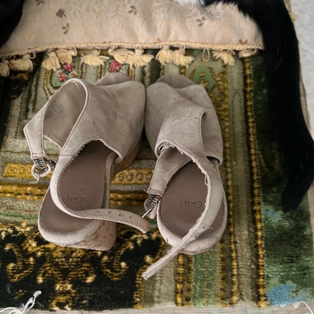 GAP Tan Mules Comfortable Clogs